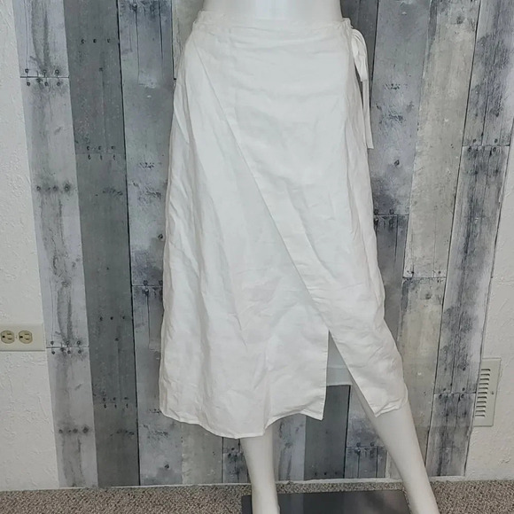 CHARLIE HOLIDAY Mila Wrap Skirt - Picture 4 of 9